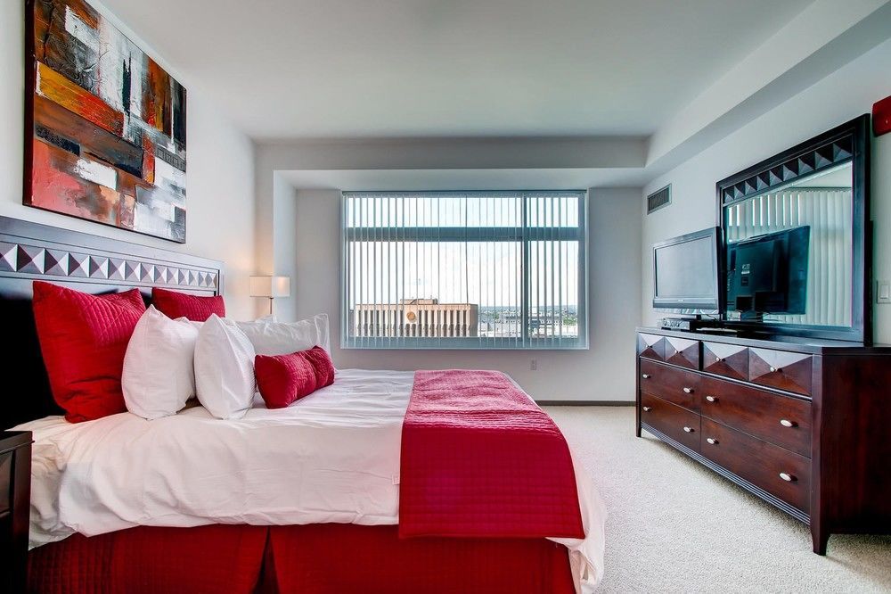 Global Luxury Suites At Kendall West Кеймбридж Екстериор снимка
