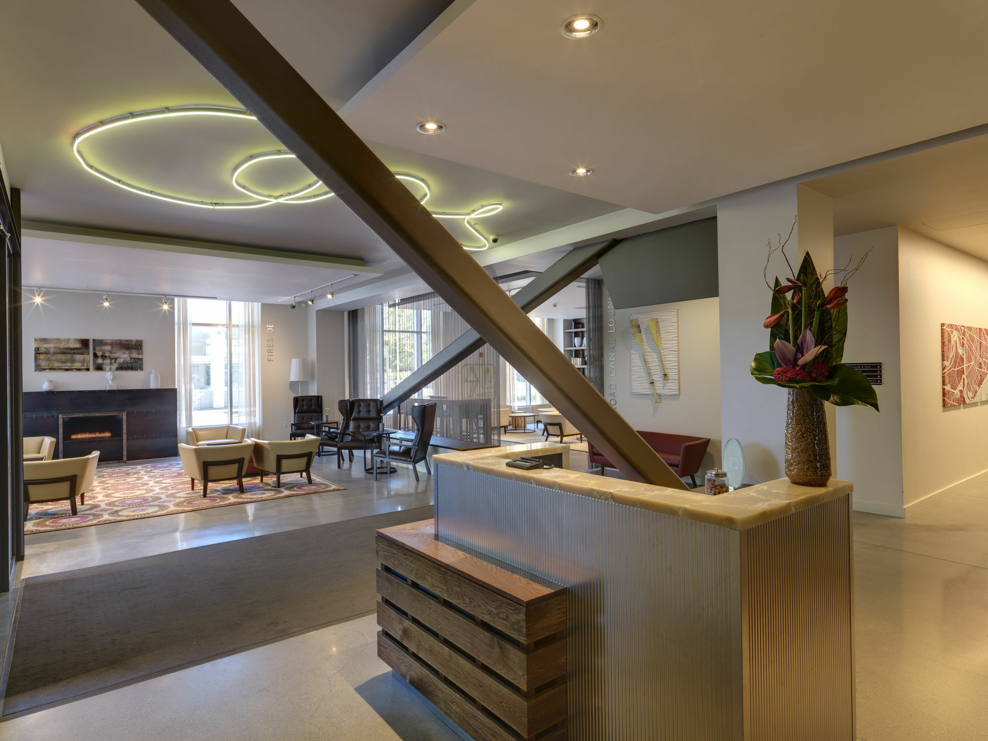 Global Luxury Suites At Kendall West Кеймбридж Екстериор снимка