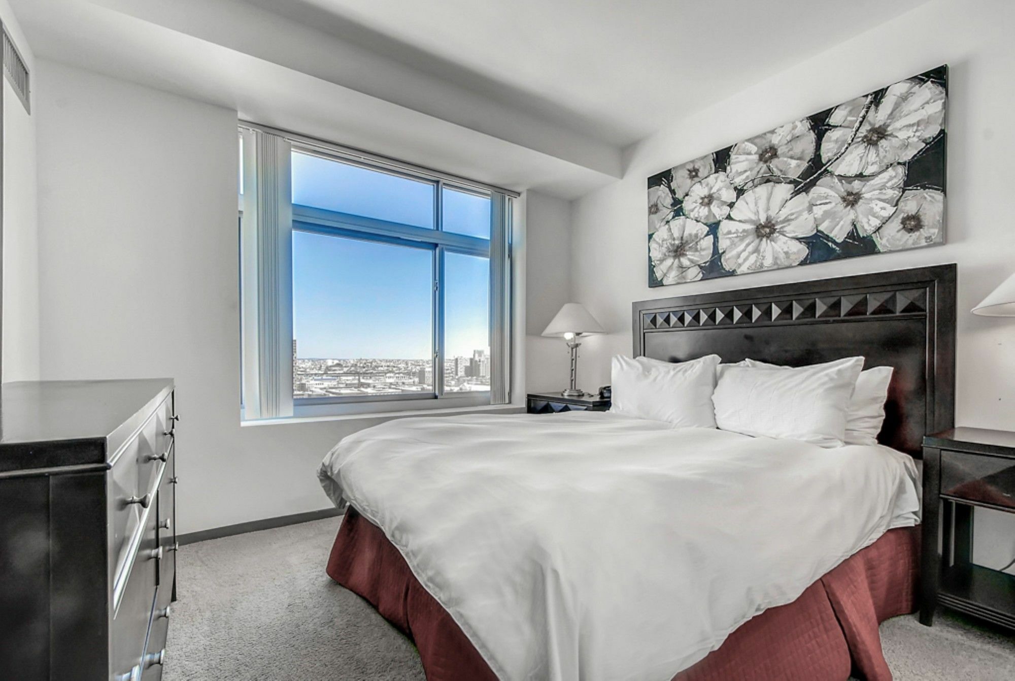 Global Luxury Suites At Kendall West Кеймбридж Екстериор снимка