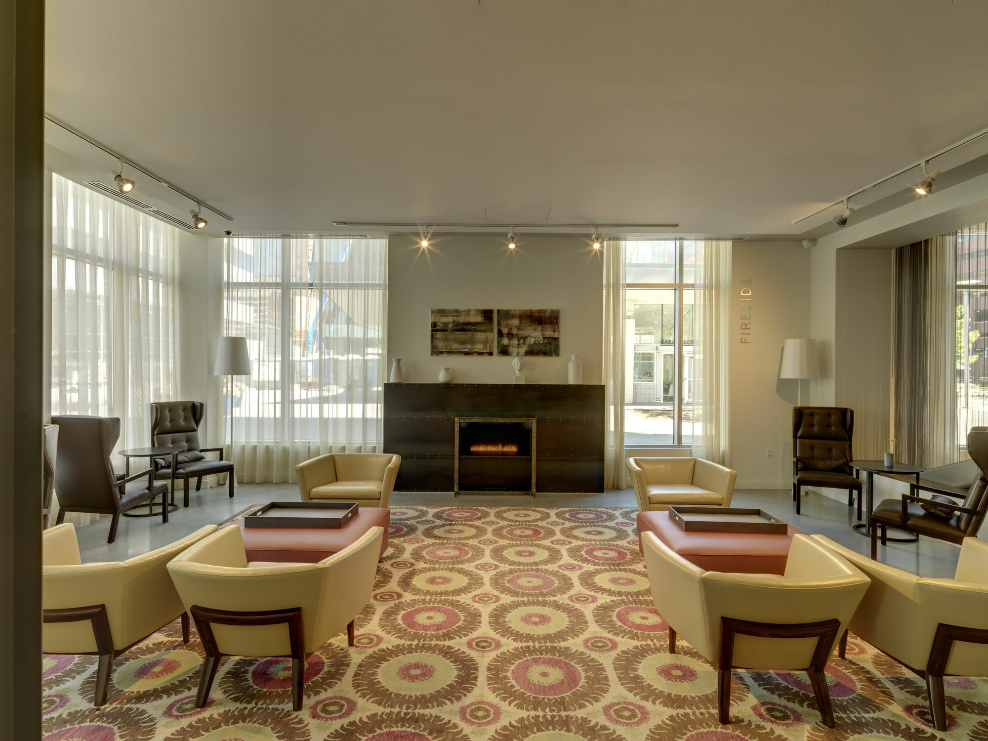 Global Luxury Suites At Kendall West Кеймбридж Екстериор снимка