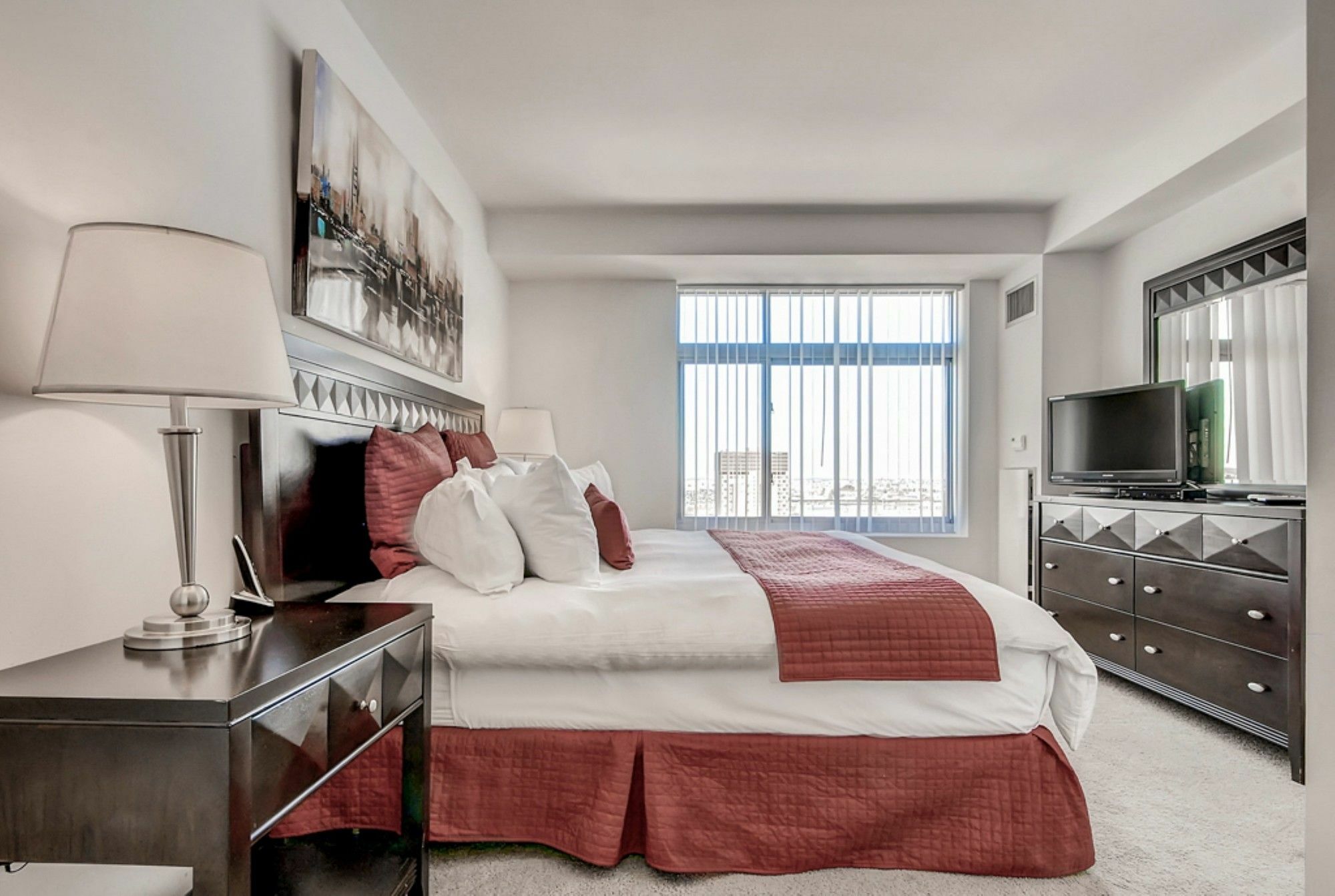 Global Luxury Suites At Kendall West Кеймбридж Екстериор снимка